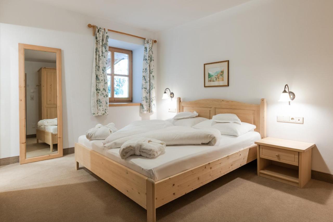 Huber Unterm Baum Apartment Лагундо Екстериор снимка